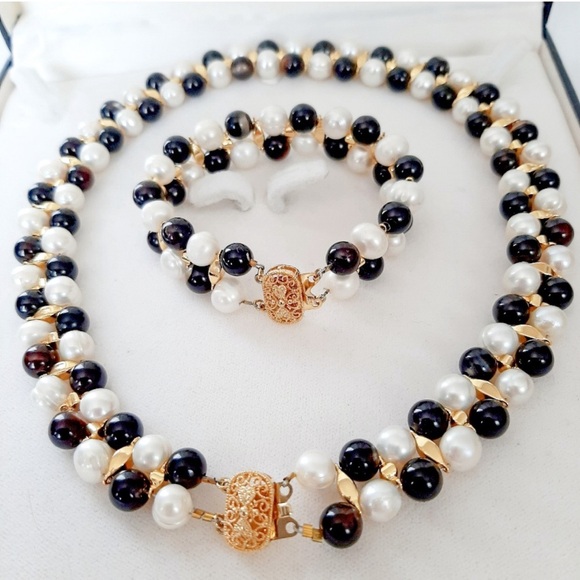 Freshwater Pearl Jewelry Set - Picture 1 of 7